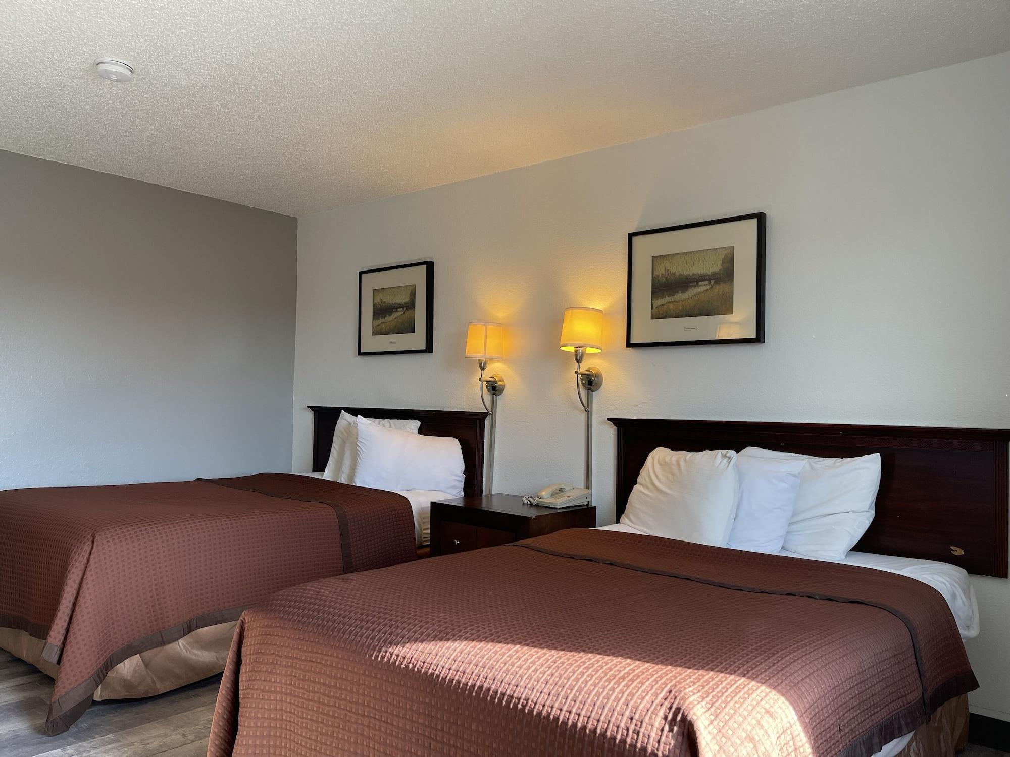 Magnuson Hotel Fort Wayne North - Coliseum Екстер'єр фото